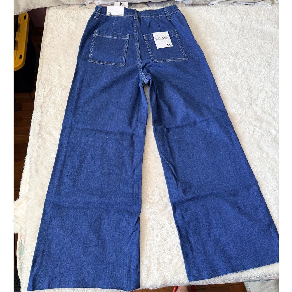 Zenana XL Dark Wash Raw Hem Wide Leg Crop Jeans NWT - Picture 3 of 8